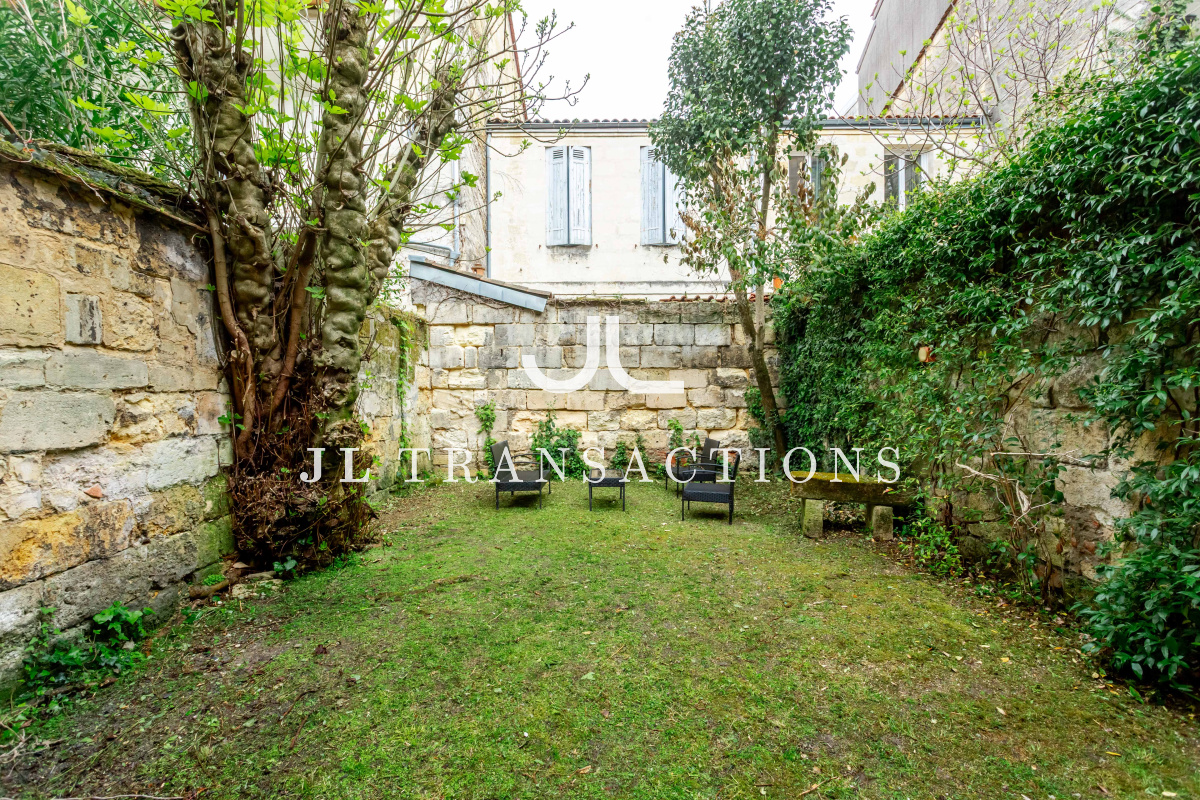 Jardin Public - Immeuble de 3 appartements 