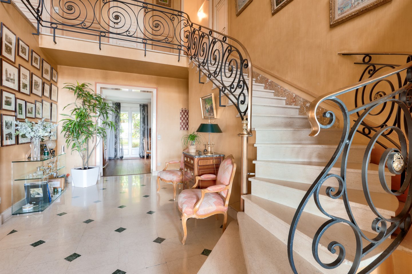 Suresnes - Maison familiale avec vue sur Paris